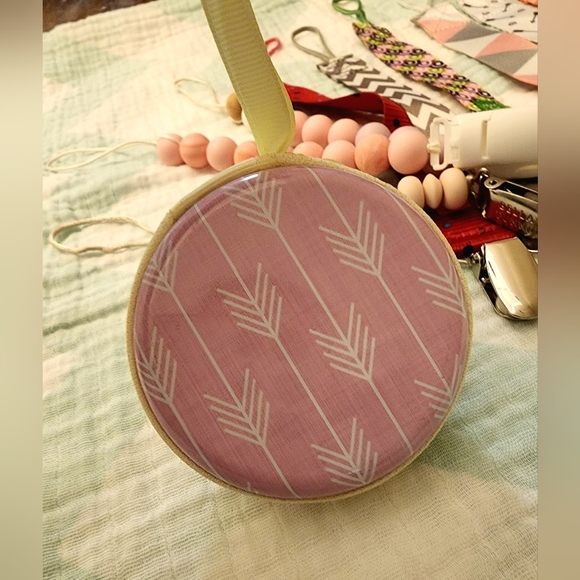 Pacifier clips and Pacifier clip - Picture 5 of 7